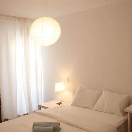 Quarto em Acomodações Particulares Campo Grande *