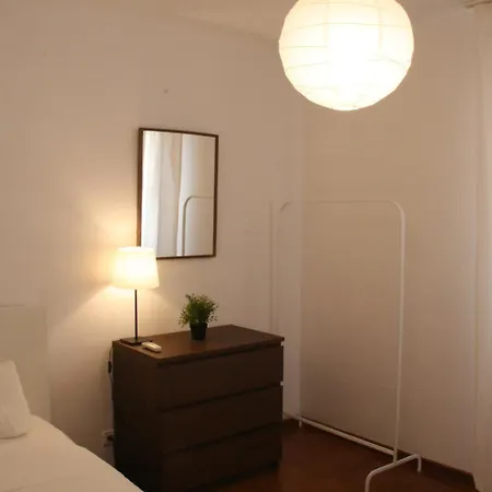 Проживание в семье Campo Grande *